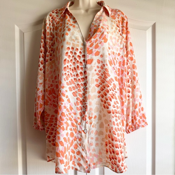 CAbi Blouse - Picture 2 of 10